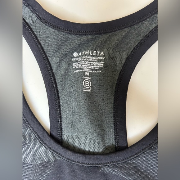 Assorted Athletic Activewear Lot Nike, Ryka, Athleta, Aerie Size Medium - Picture 6 of 16